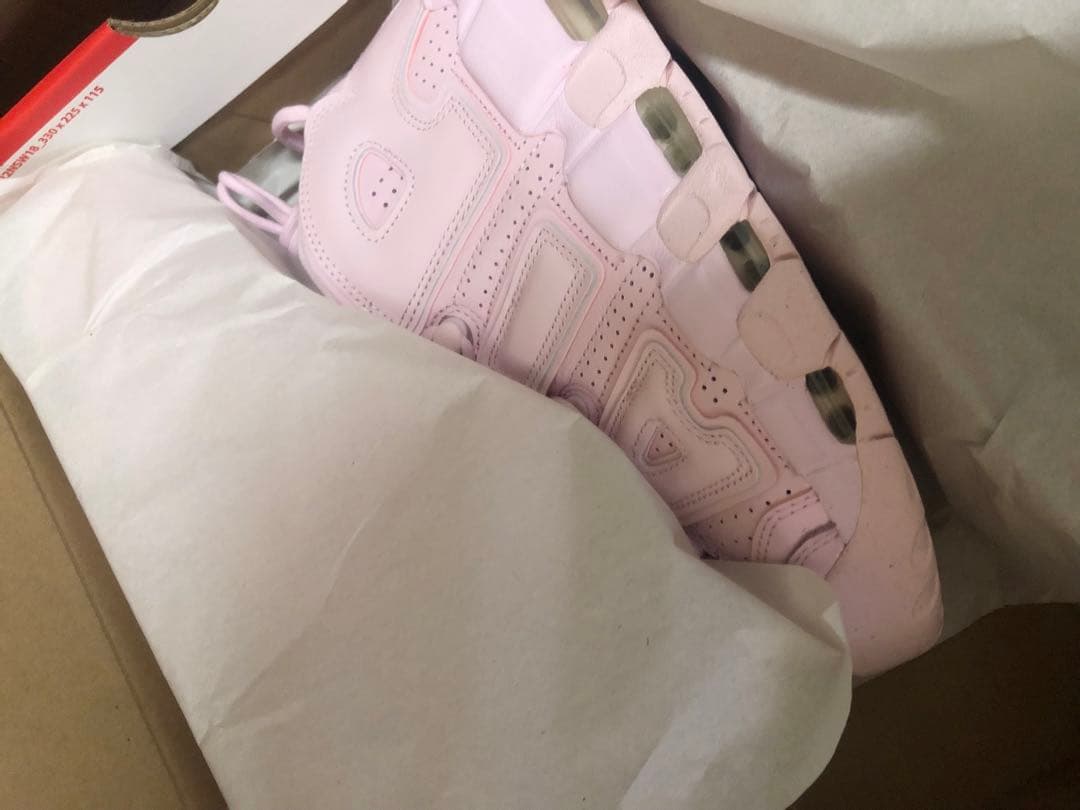 NIKE モアアップテンポ　ピンク 24.5cm