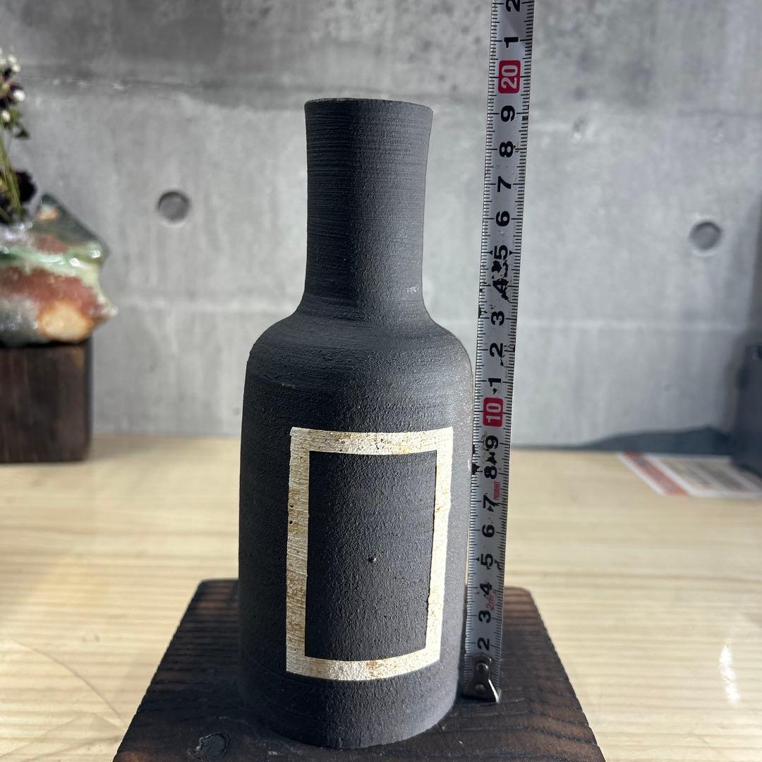 ノ*ズ様 黒い陶器の花瓶