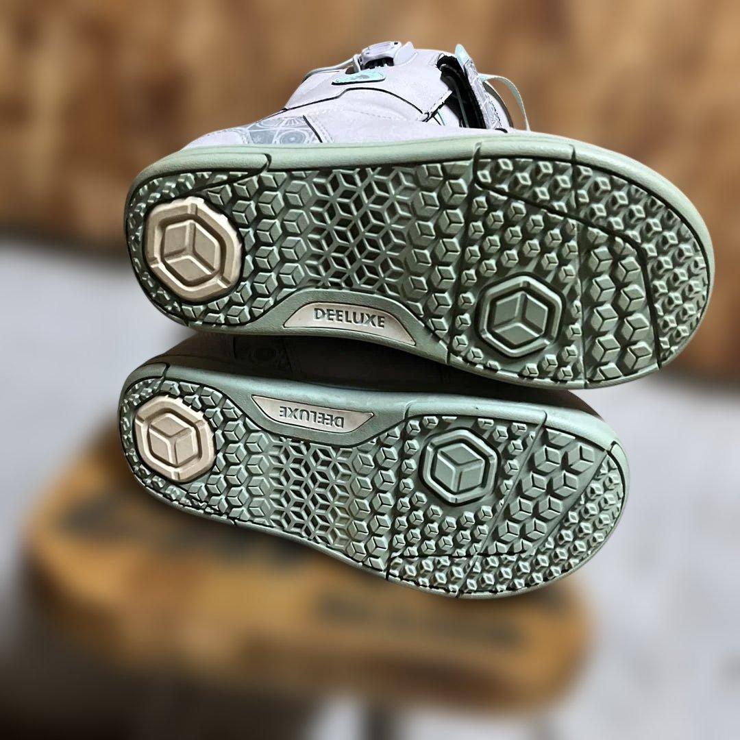 20-21 DEELUXE ID LARA LTD 24.5㎝