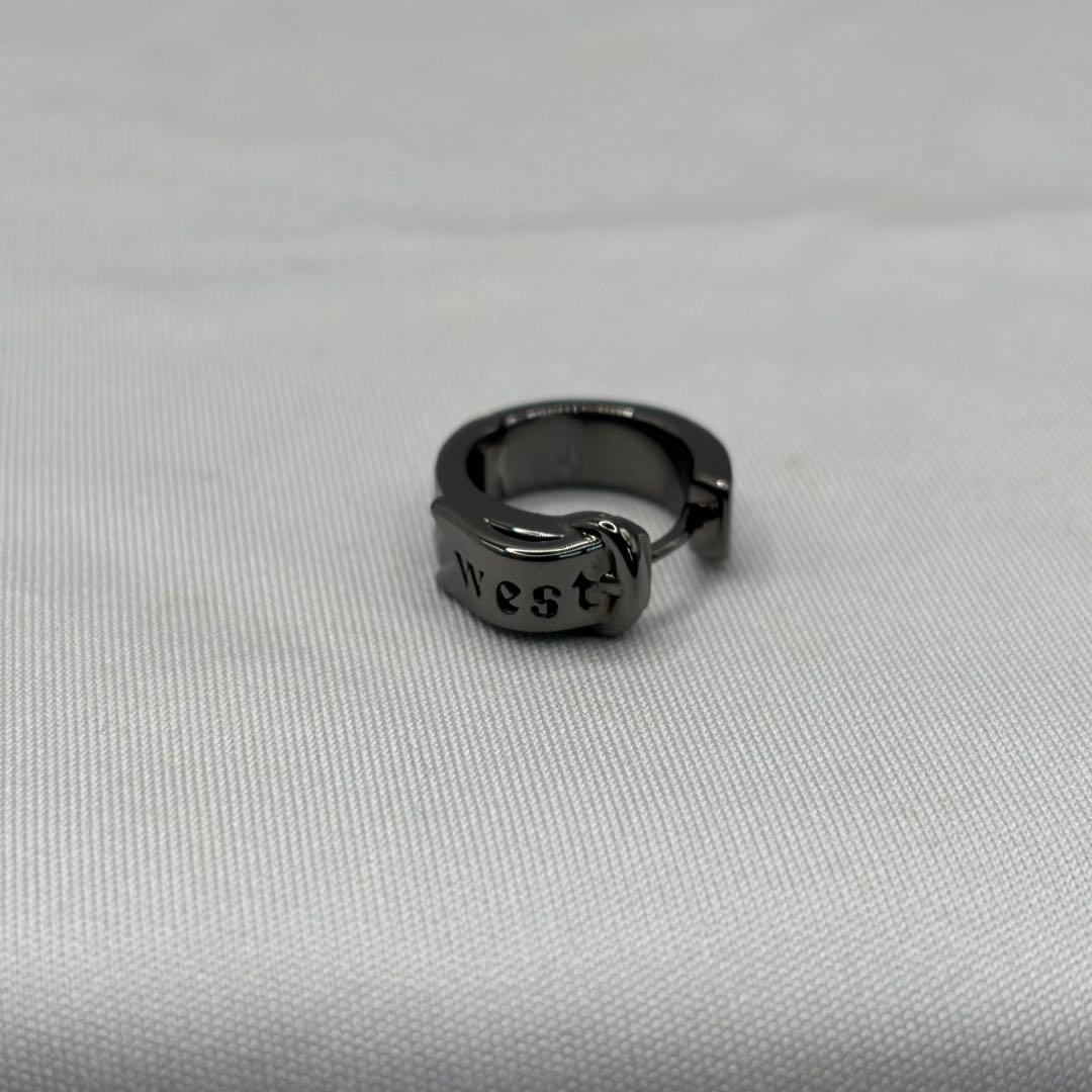 アクセサリー vivienne westwood MAN BOBBY SINGLE HOOP