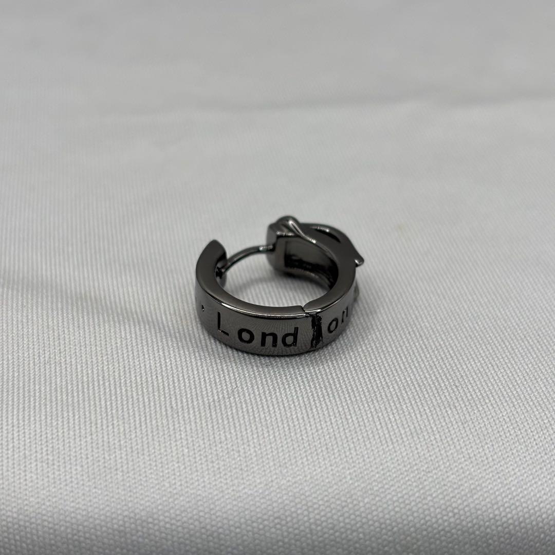 アクセサリー vivienne westwood MAN BOBBY SINGLE HOOP