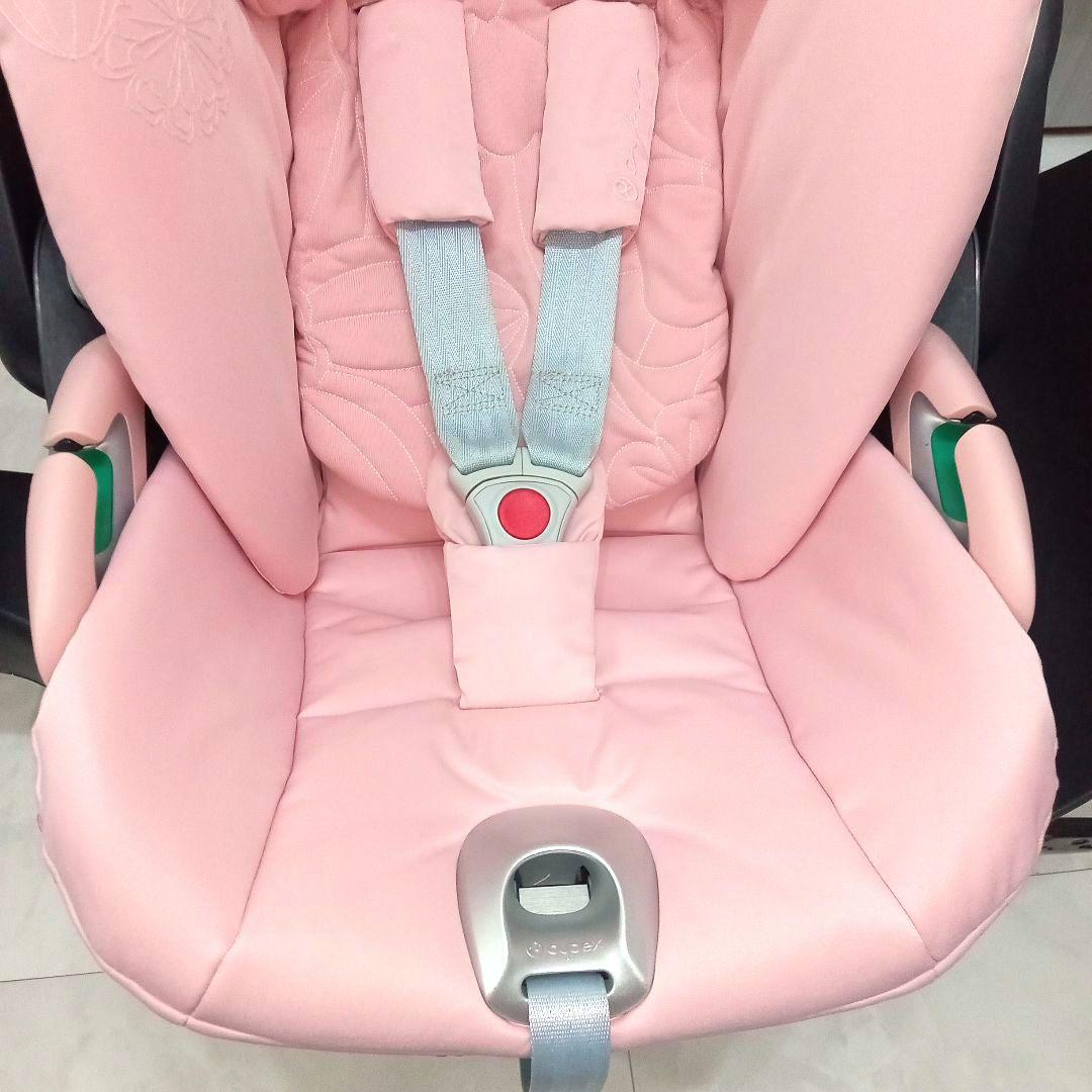 極美品♡【cybex】クラウドZ2(シンプリーフラワーズ) ＆ ベースZ2