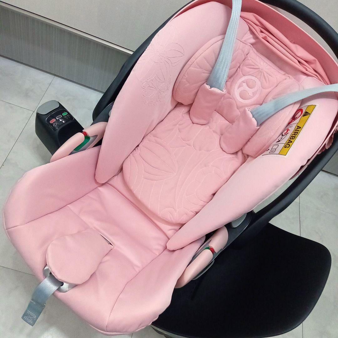 極美品♡【cybex】クラウドZ2(シンプリーフラワーズ) ＆ ベースZ2