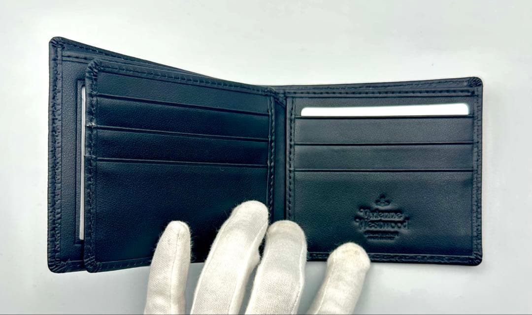 【新品★希少】 Vivienne Westwood二つ折り財布 ブラック/黒
