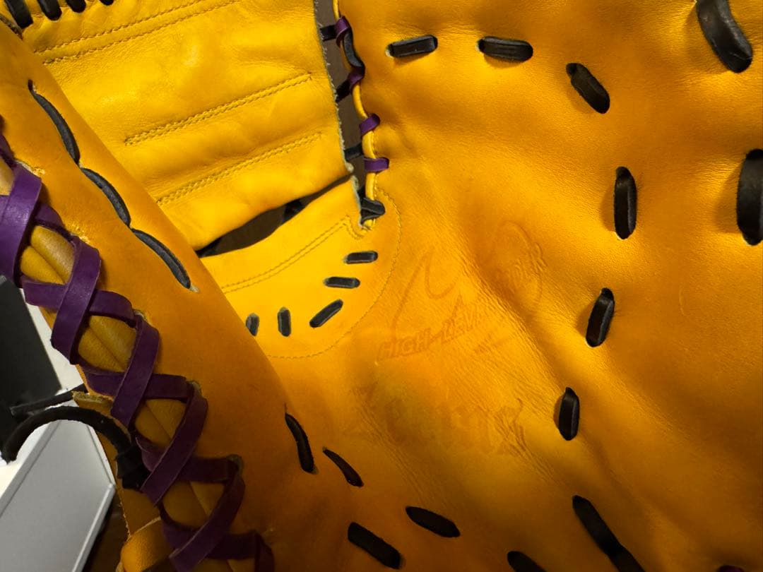 【美品】Zeemsキャーストミット 軟式・ソフトボール キャッチャー ファースト