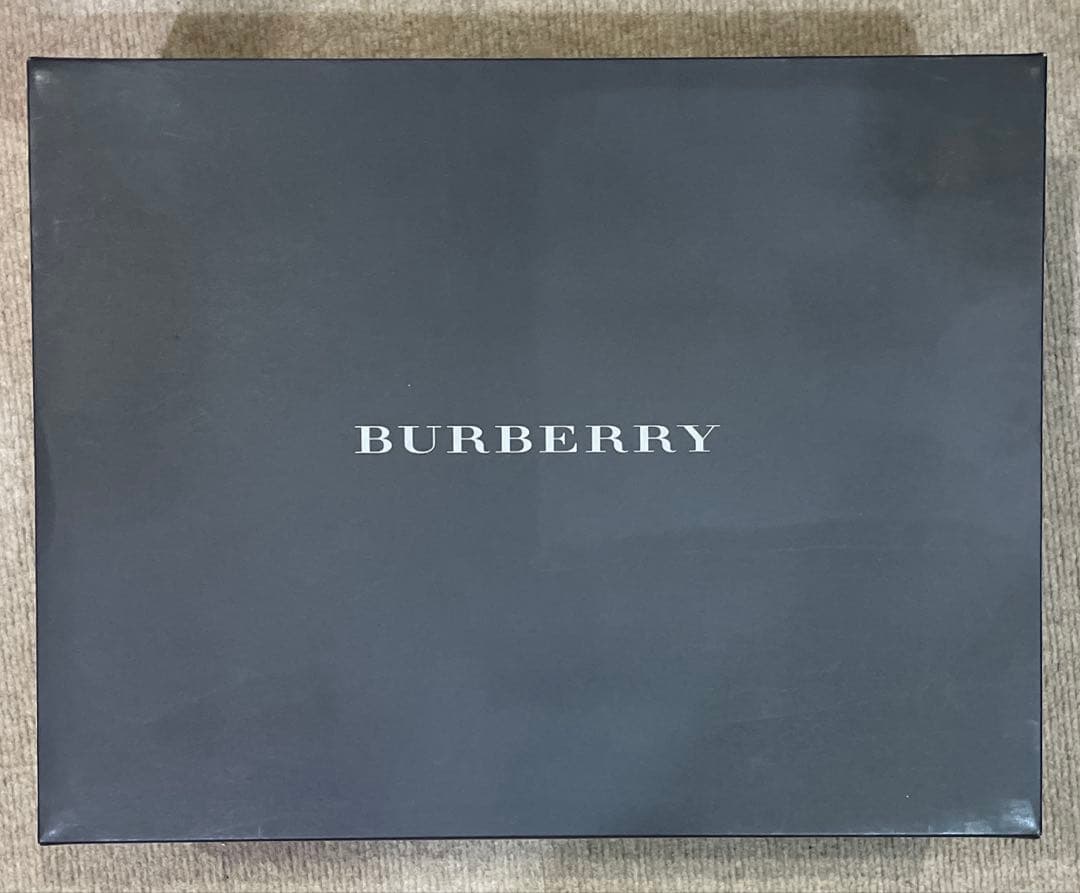 新品未使用 BURBERRY ノバチェック ダウンケット 西川　バーバリー