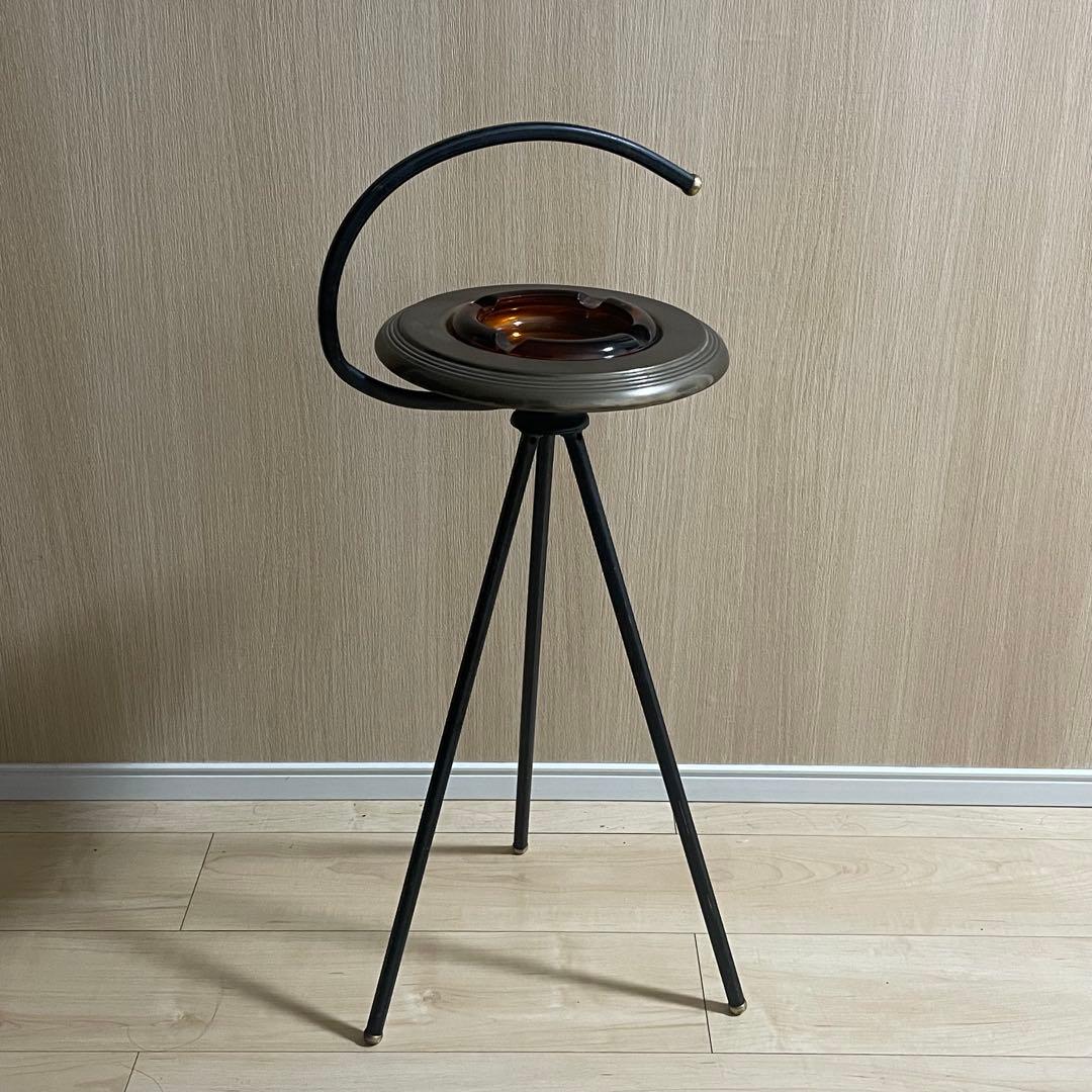 ミッドセンチュリー ポストモダン 置き方灰皿