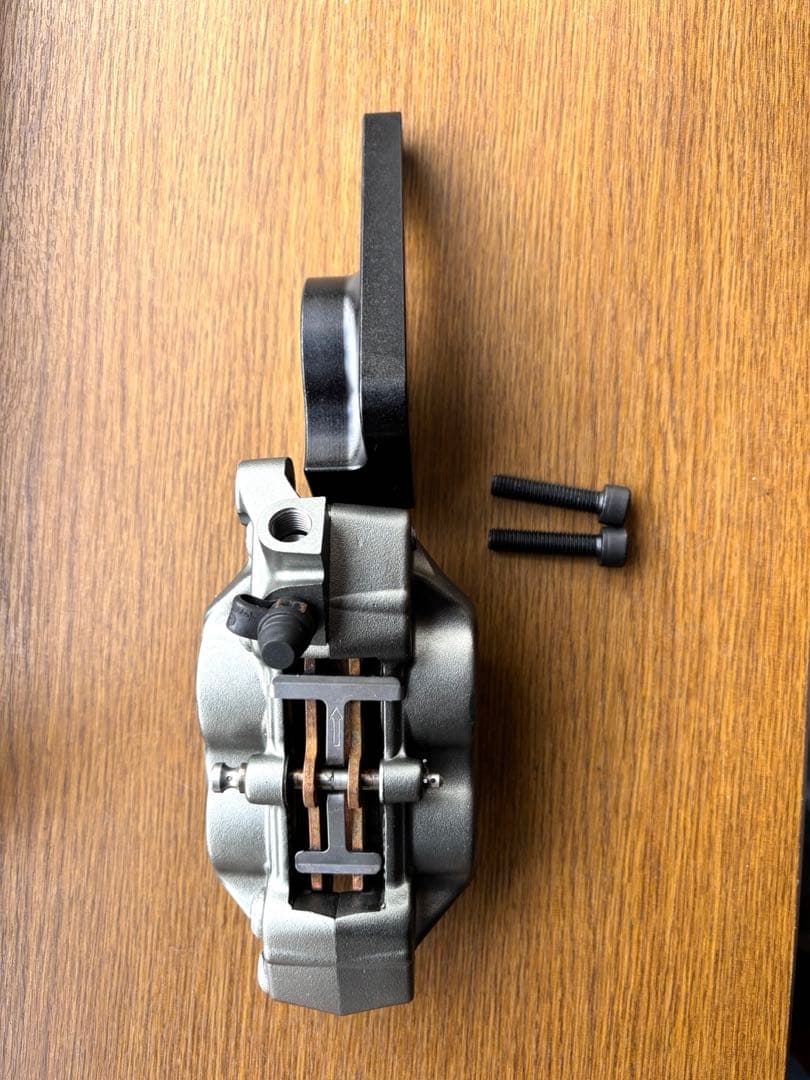 wr250f Brembo ブレーキキャリパー マウントブラケット付