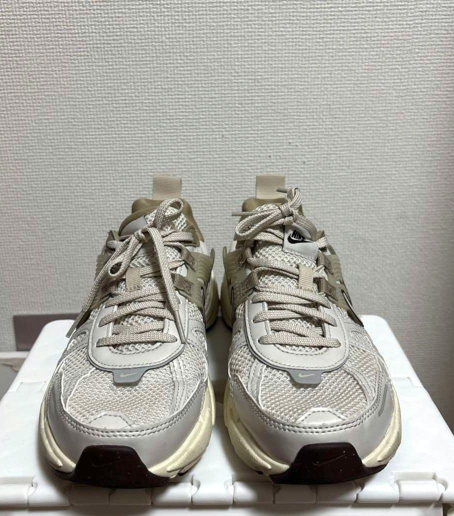 NIKE V2K run SHIPS モカブラウン 25cm