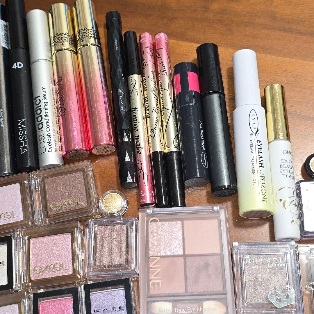 100点以上化粧品スキンケアヘアケアその他まとめ売り新品美品多数おまけ200点