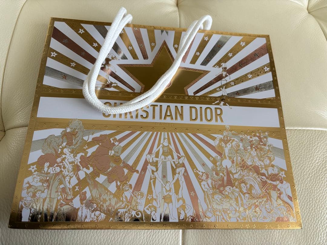 ホリデー コレクション 2025 限定品アイシャドウ パレット912