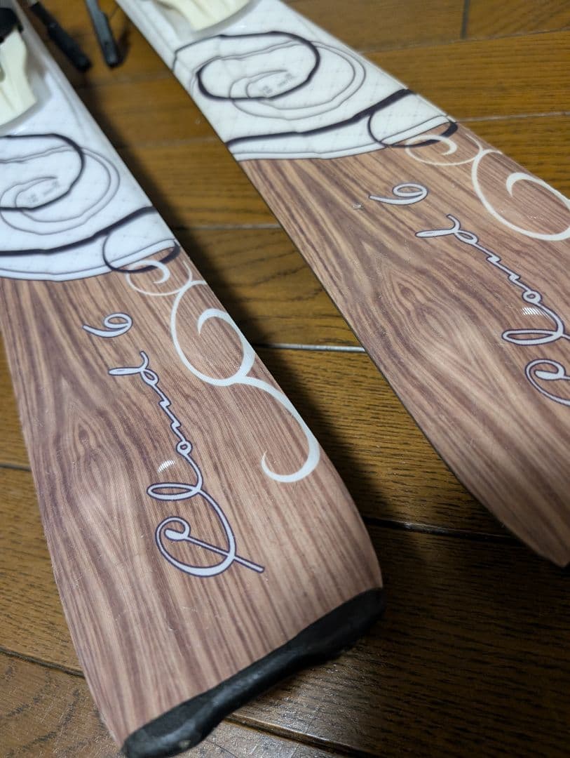 m*e様 atomic 女性向き？！ スキー板 ビンディングセット 149cm