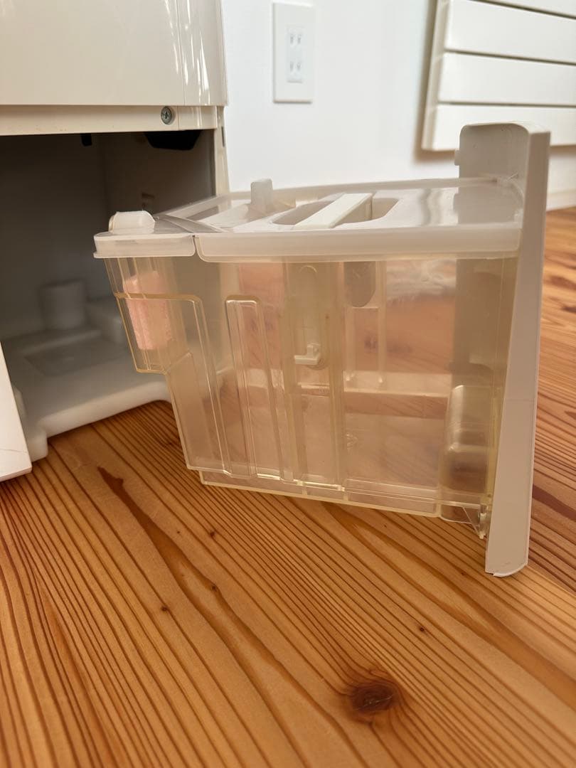 【お値下げ】シャープSHARP 除湿機 ホワイトCV-F120-W 2016年製