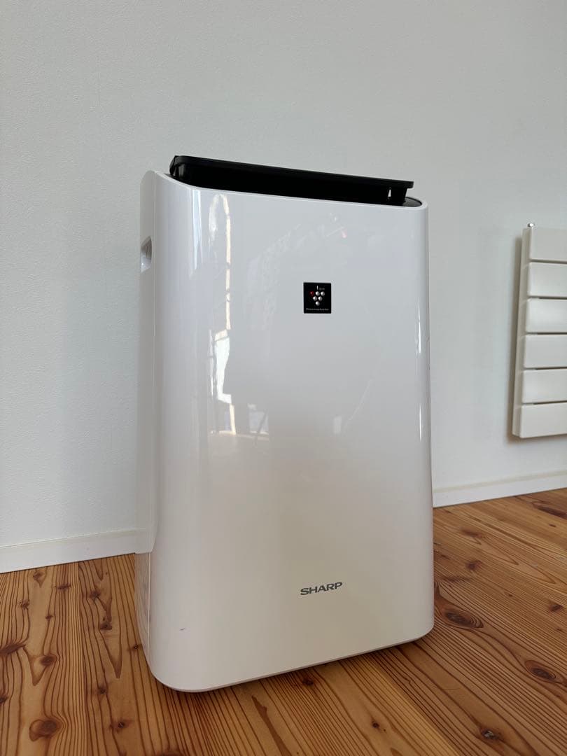 【お値下げ】シャープSHARP 除湿機 ホワイトCV-F120-W 2016年製