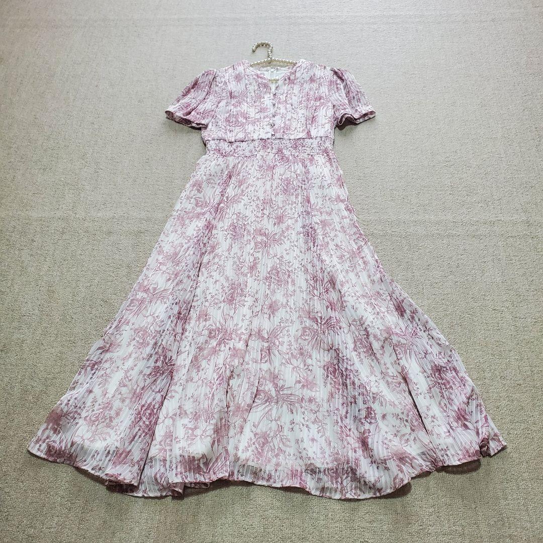 【新品未使用】セルフォード フラワープリントワンピース