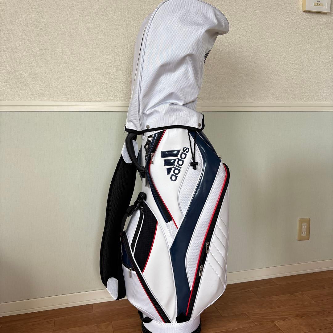 adidas キャディバッグ ホワイト・ネイビー・レッド