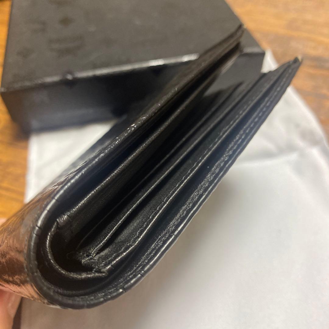 MCM 二つ折りウォレット　ポケット付き