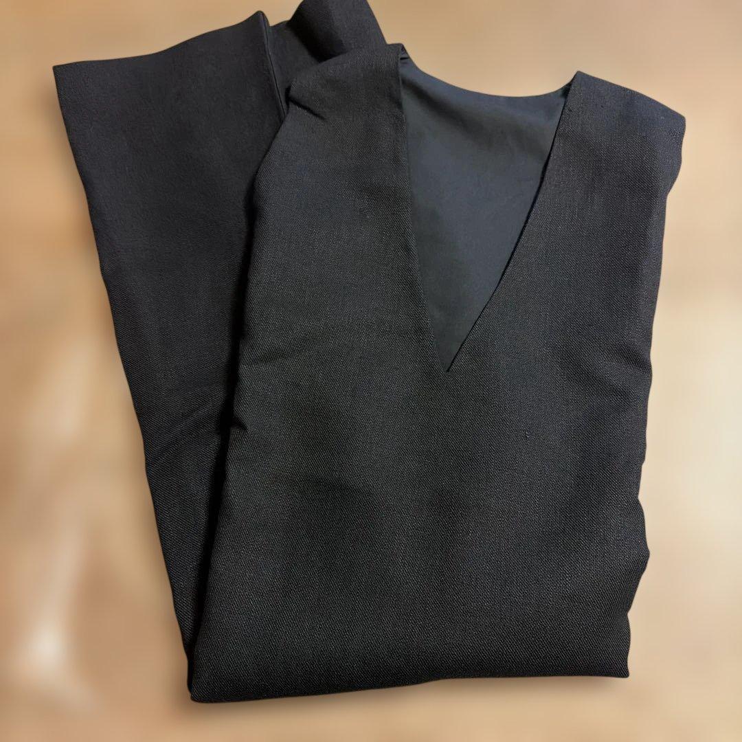 Cion| リネンVネックワンピース (black)