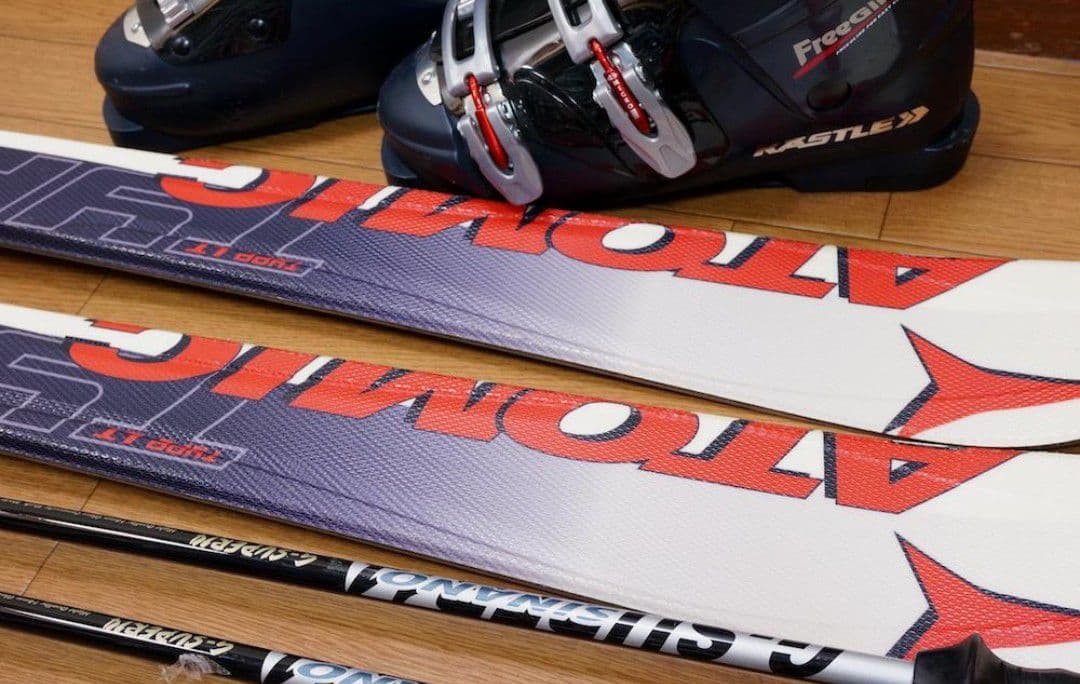 (9/26まで出品)157cm 靴27cm ATOMIC スキーセット 中古