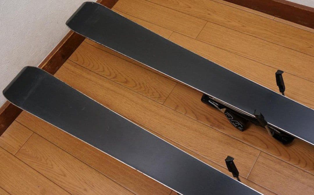 (9/26まで出品)157cm 靴27cm ATOMIC スキーセット 中古