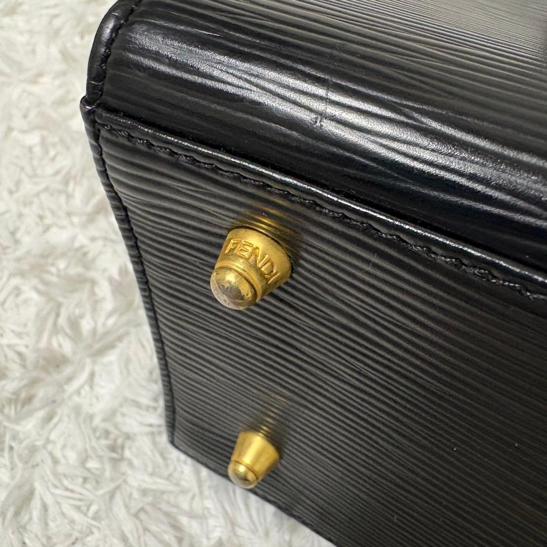 FENDI ✨【美品】✨　エピ　ショルダーバッグ　トートバッグ　ロゴ