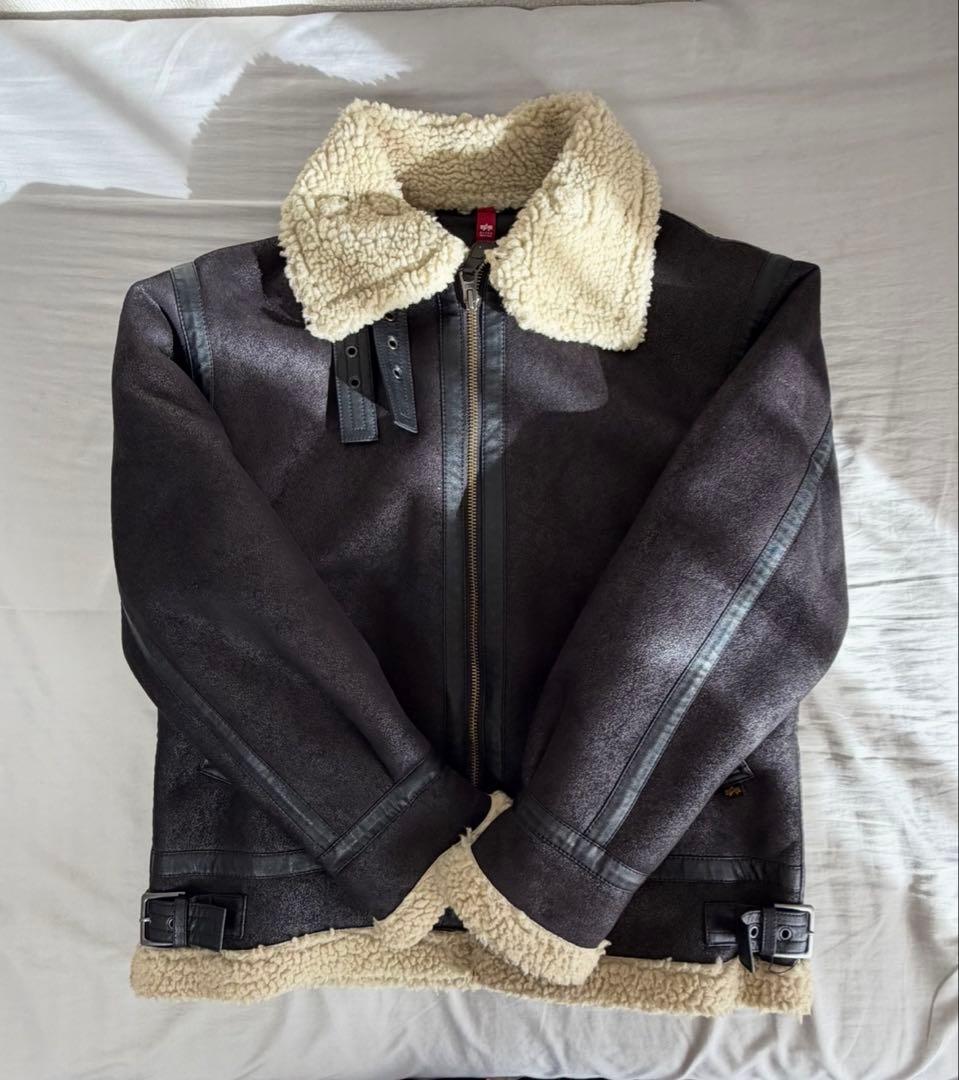 ムートンジャケット／ALPHA industries 1959