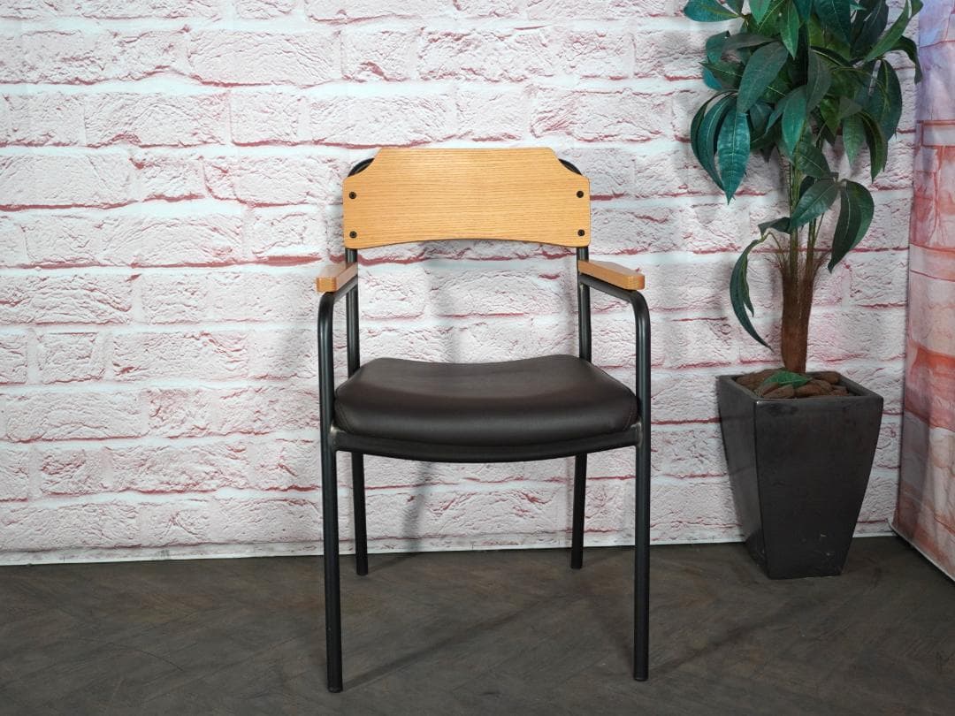 unico/ウニコ HOXTON/ホクストン アームダイニングチェア ブラウンa