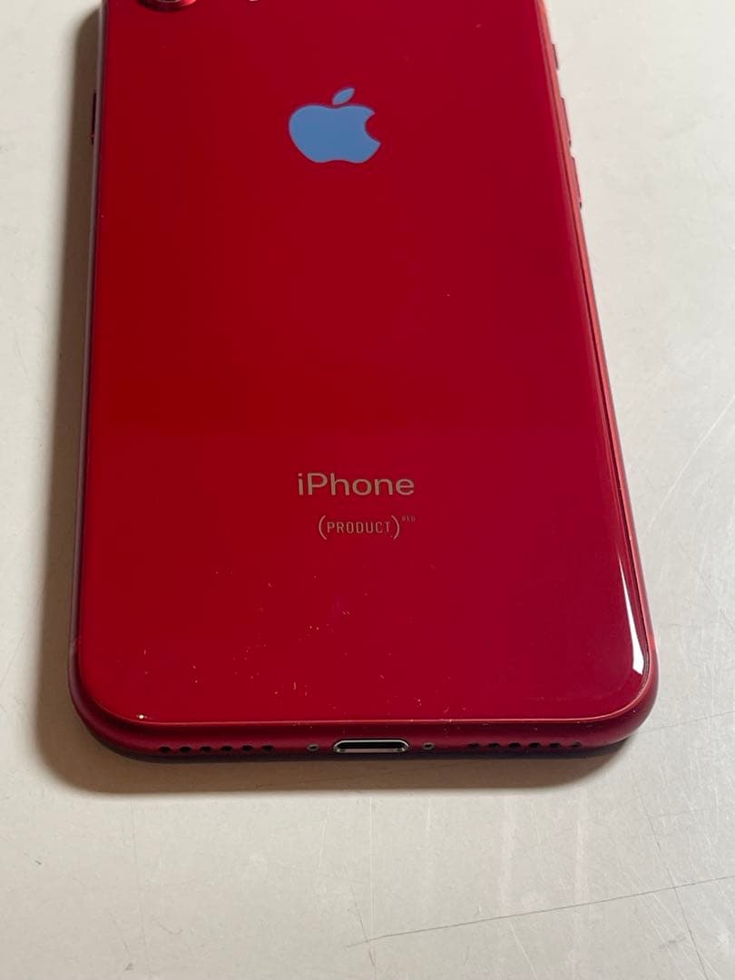 iPhone8 64GB 匿名発送　SIMフリー　最大充電82%