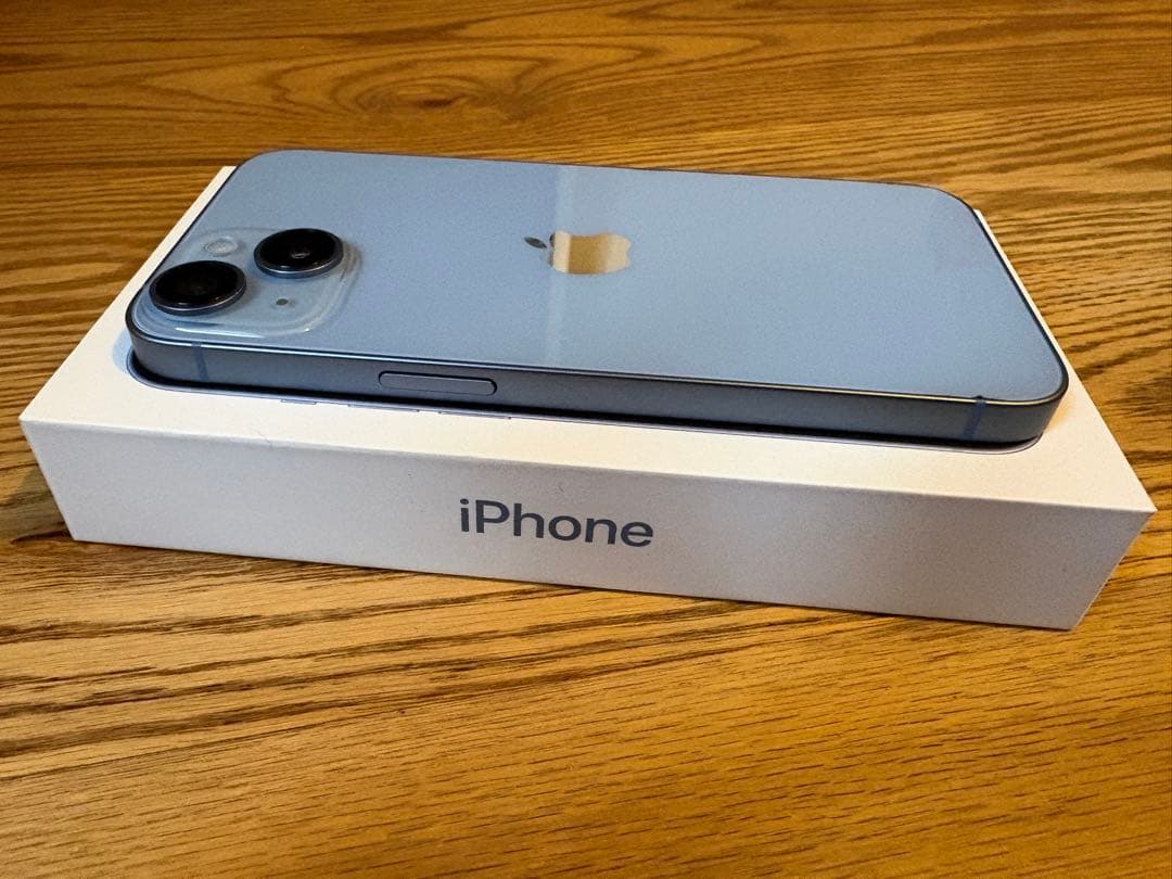 ☆極美品！☆Apple iPhone 14ブルー アップルストア版