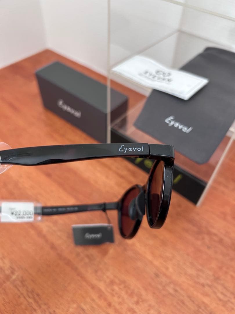 Eyevol サングラス　TANON