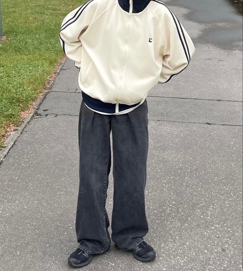 chillfar チルファー　トラックジャケット　アイボリー