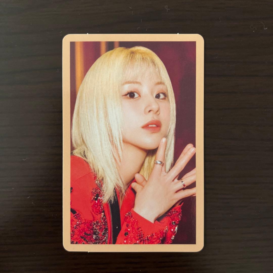 チェヨン Perfect World ハイタッチトレカ