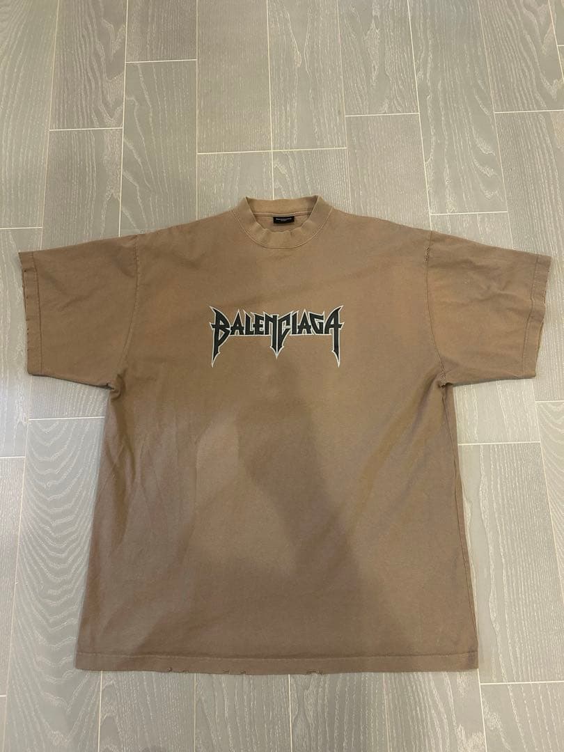 Balenciaga ベージュ ロゴ Tシャツ