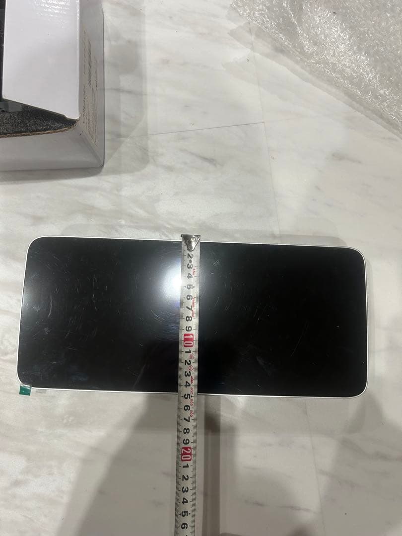 カーオーディオ アンドロイド　約13インチ