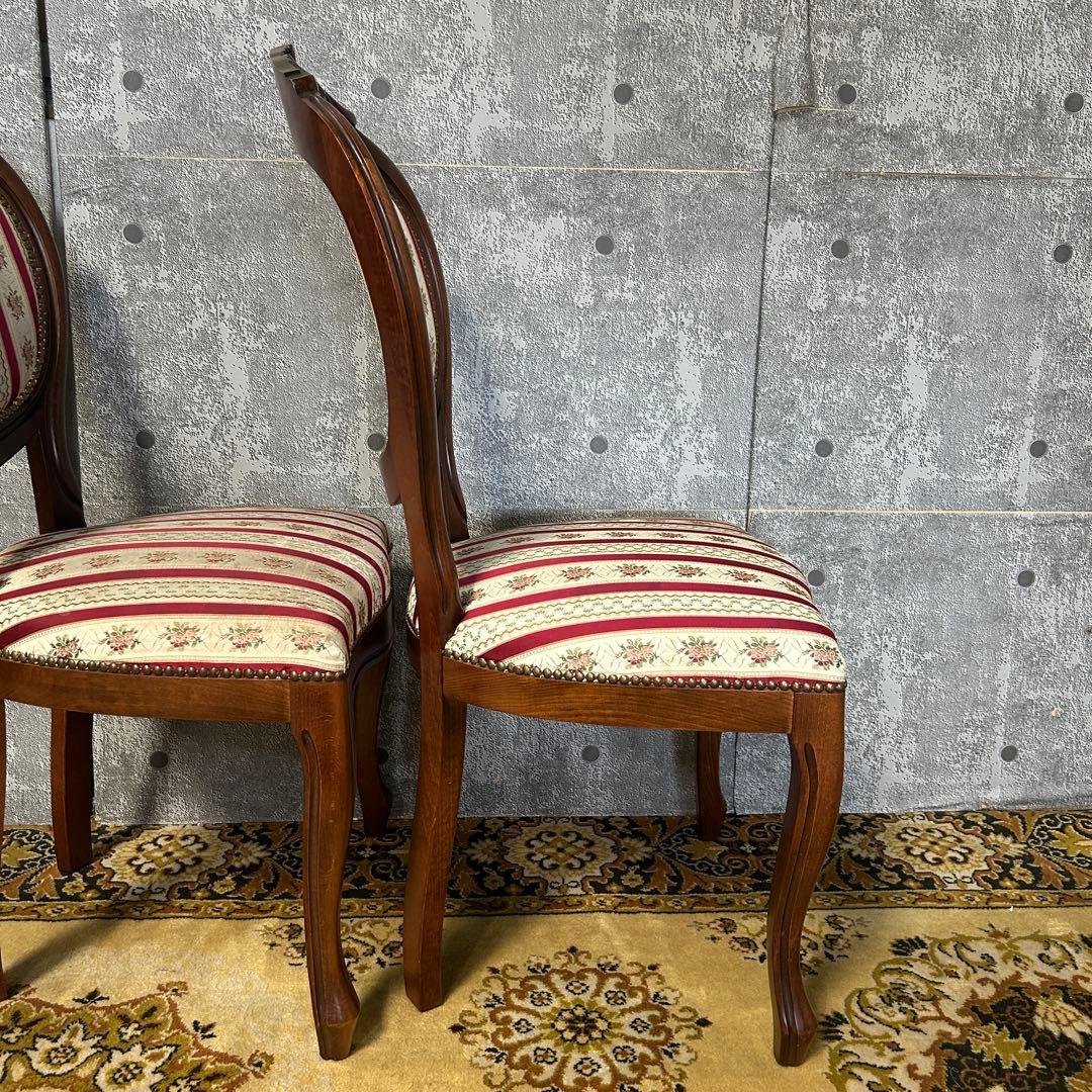 わらびもちこ꧁イタリア製꧂サロンチェア ダイニング ヨーロッパ 鋲打ち