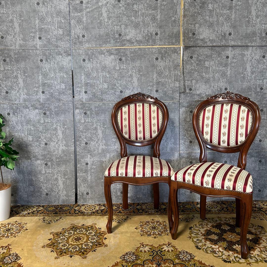 わらびもちこ꧁イタリア製꧂サロンチェア ダイニング ヨーロッパ 鋲打ち