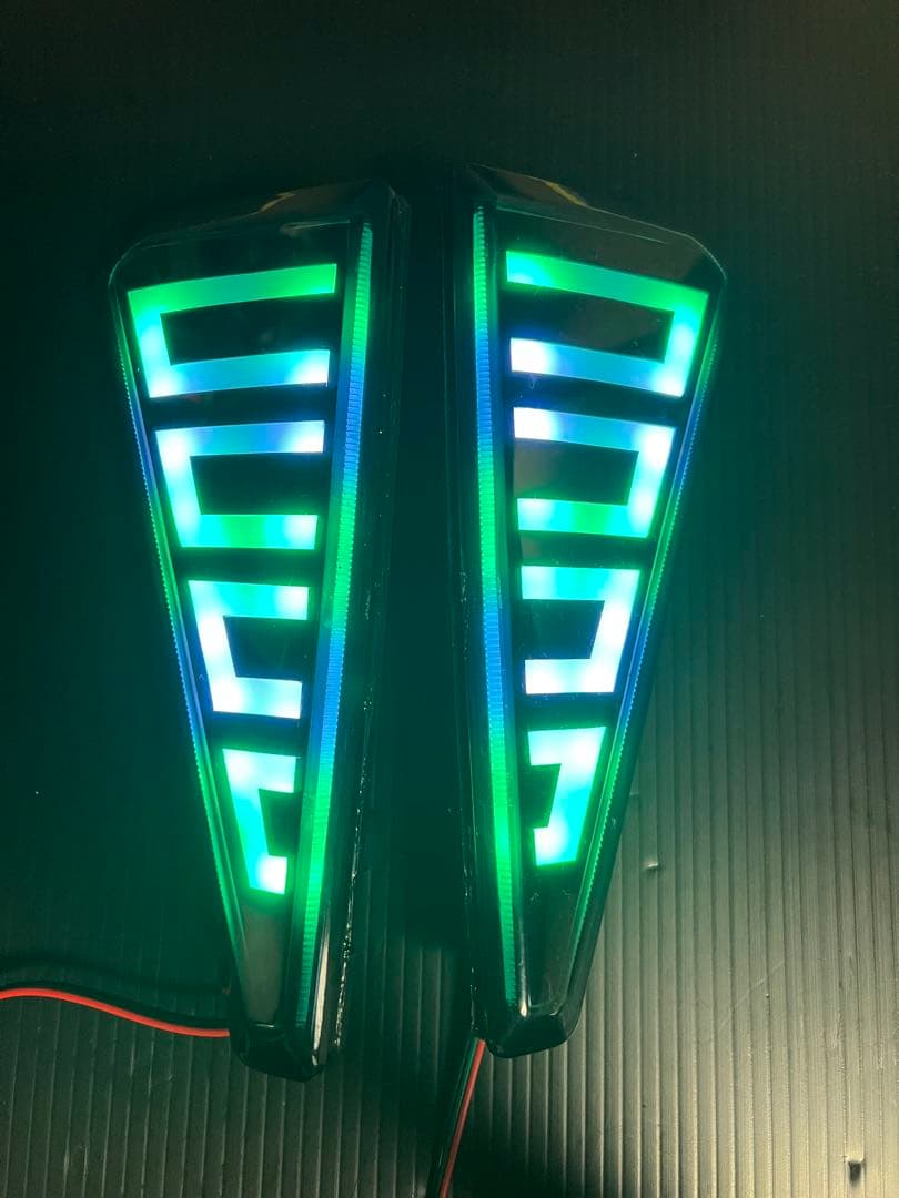 カブ之助カブ太郎　80ヴォクシー ノア　リフレクターレインボーカスタム