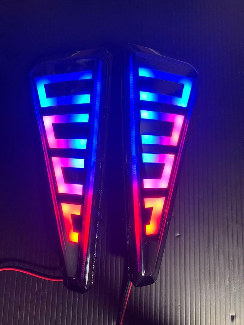 カブ之助カブ太郎　80ヴォクシー ノア　リフレクターレインボーカスタム