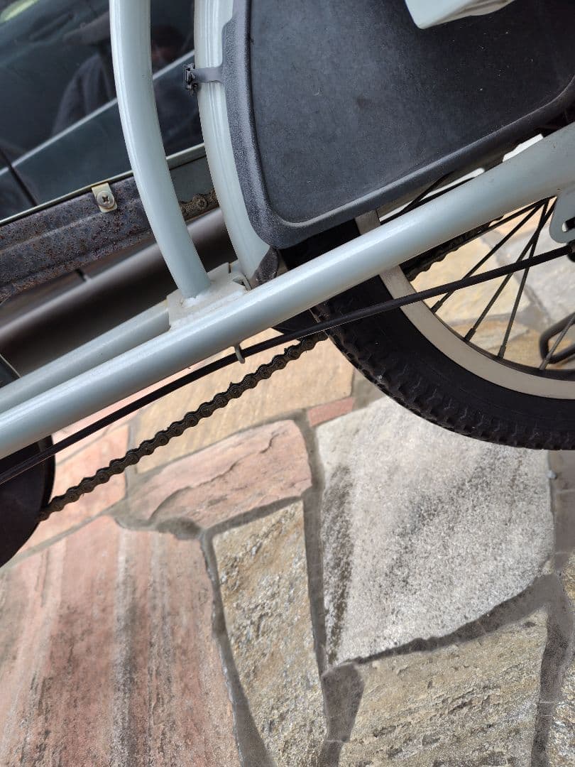 子供乗せ自転車　bikke チャイルドシート付き グレー