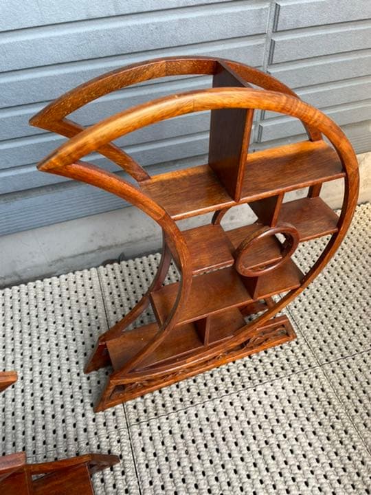 高級　月の形の木の飾り棚　アンティーク　大小２個セット