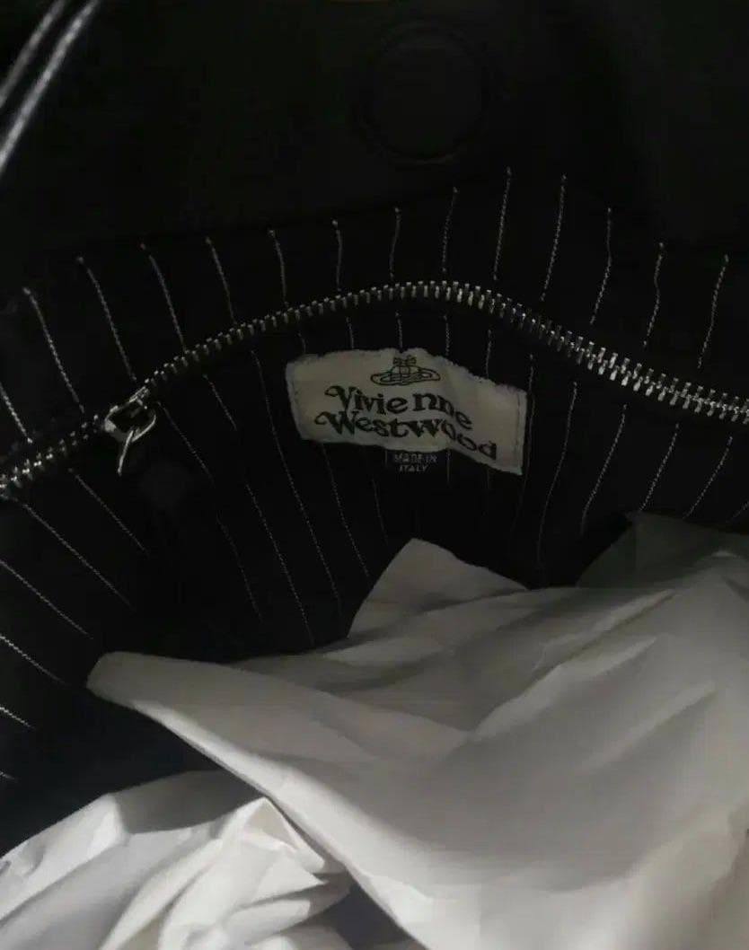 美品 Vivienne Westwood 黒ショルダーバッグ niko∞2525