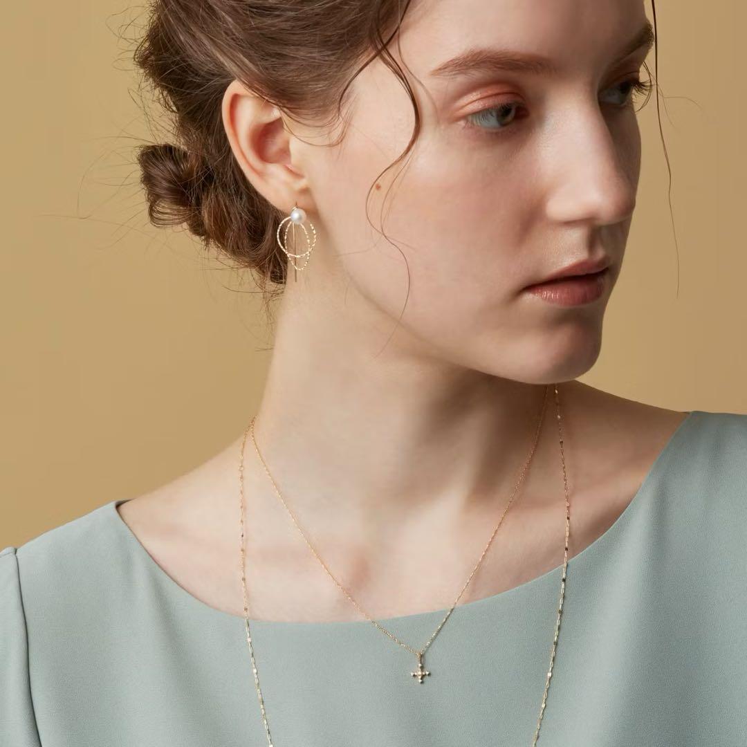 ☆びーちゃん☆ ☆アガットクラシック★K18ダイヤモンドクロスチャーム