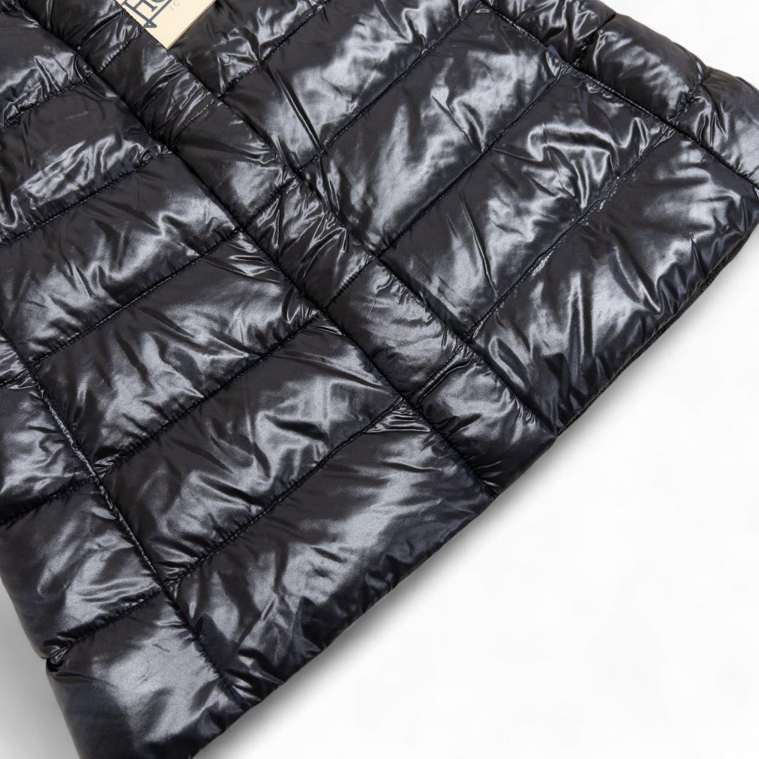 新品タグ付 ヘルノ 黒 ダウンベスト 44
