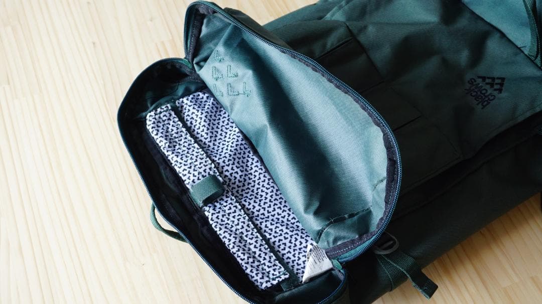 Black Crowsブラッククロウズ　日本未発売レア　バックパック　BC