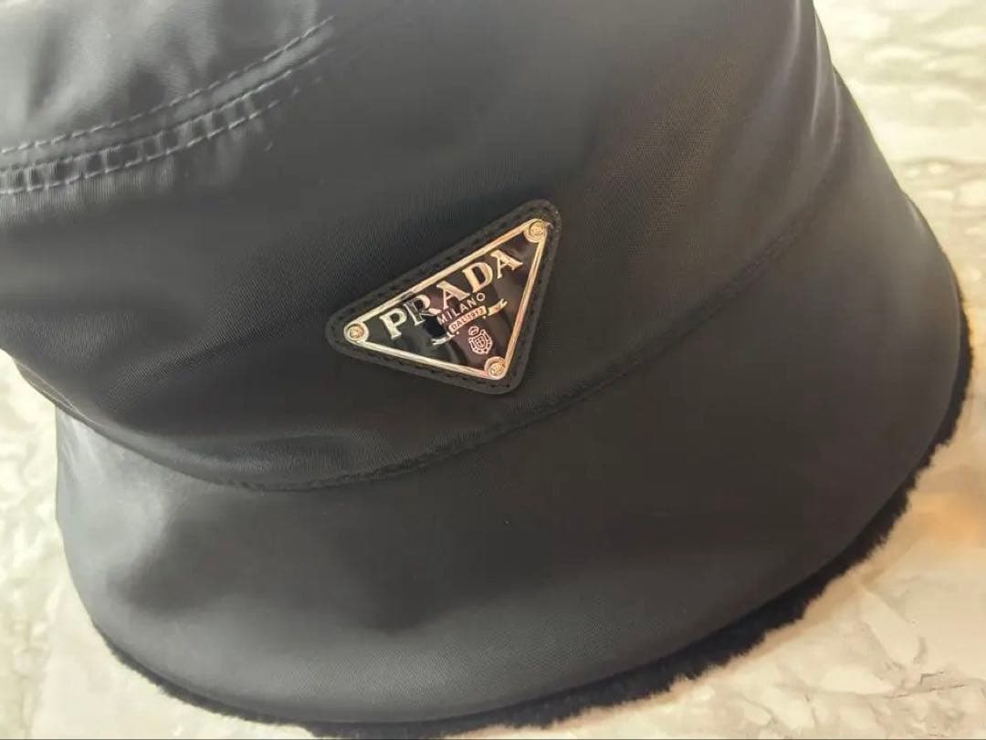 最終値下げ！PRADA プラダ ブラック バケットハット Mサイズ 美品