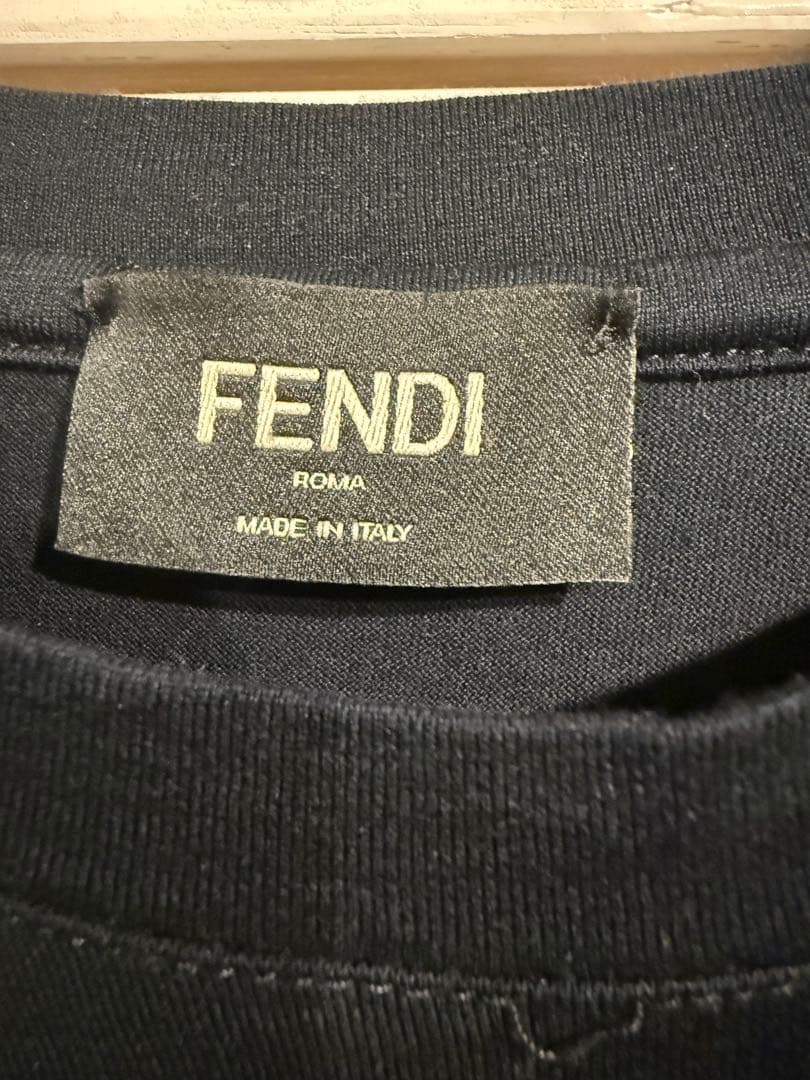 FENDI ブラック 長袖シャツ