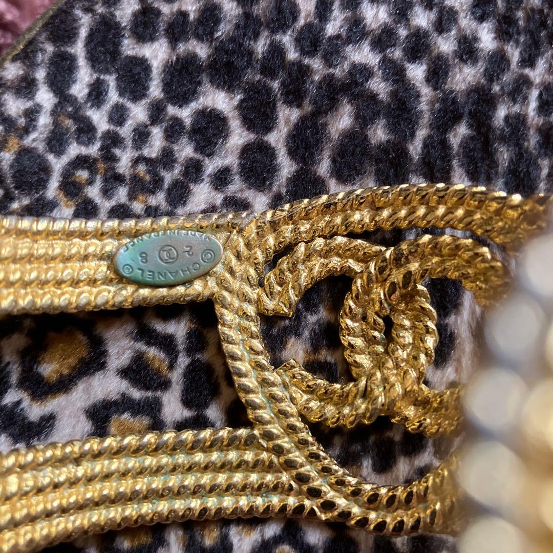 CHANEL ゴールド ツイストバングル