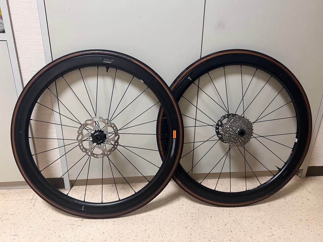東京近辺手渡し可能GIANT SLR1 42 DISC HOOKLESS