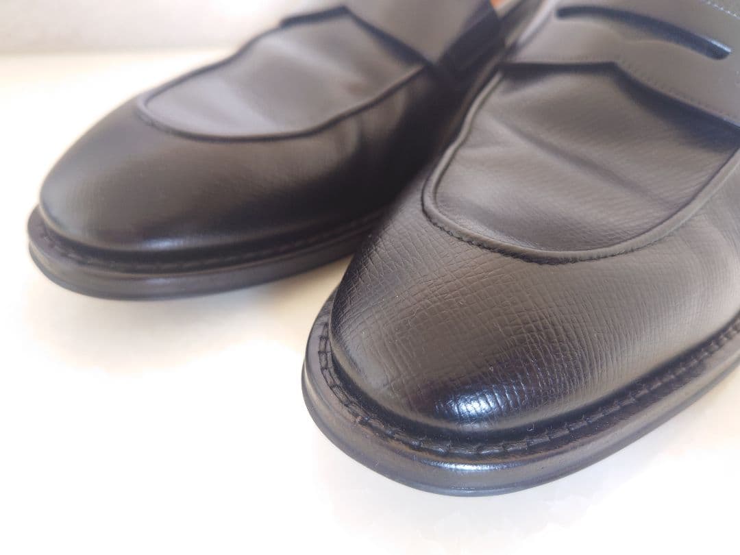 【未使用】ルイヴィトン LVロゴ入りローファー　ルイライン　メジャーライン