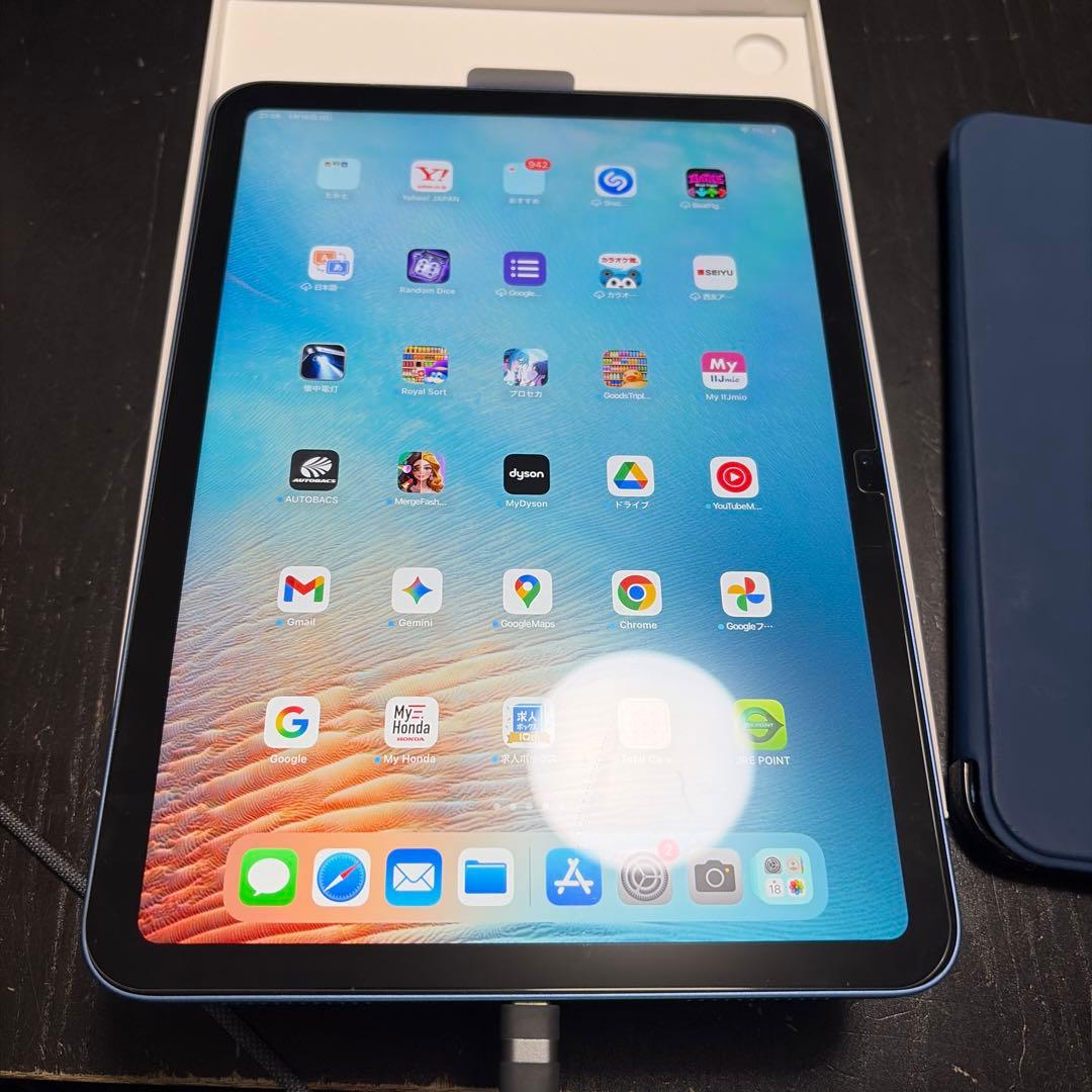 Apple iPad (ブルー) 本体　wi-fi